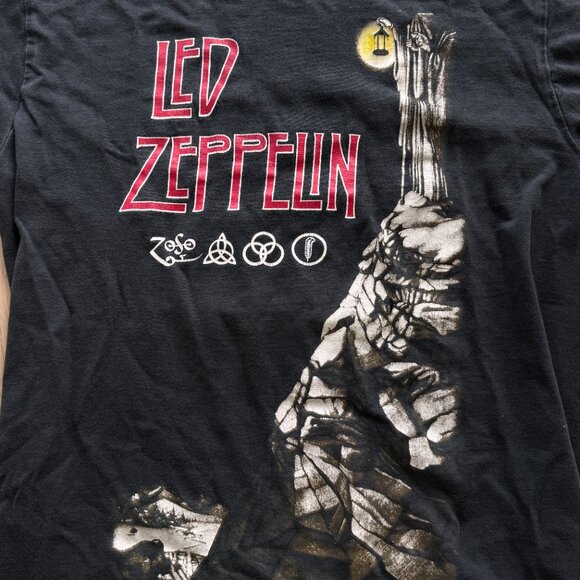 Vintage Led Zeppelin IV 4 Tee / 2004 / Zoso Graphic Artimonde Band Tee / Size S - Picture 2 of 8